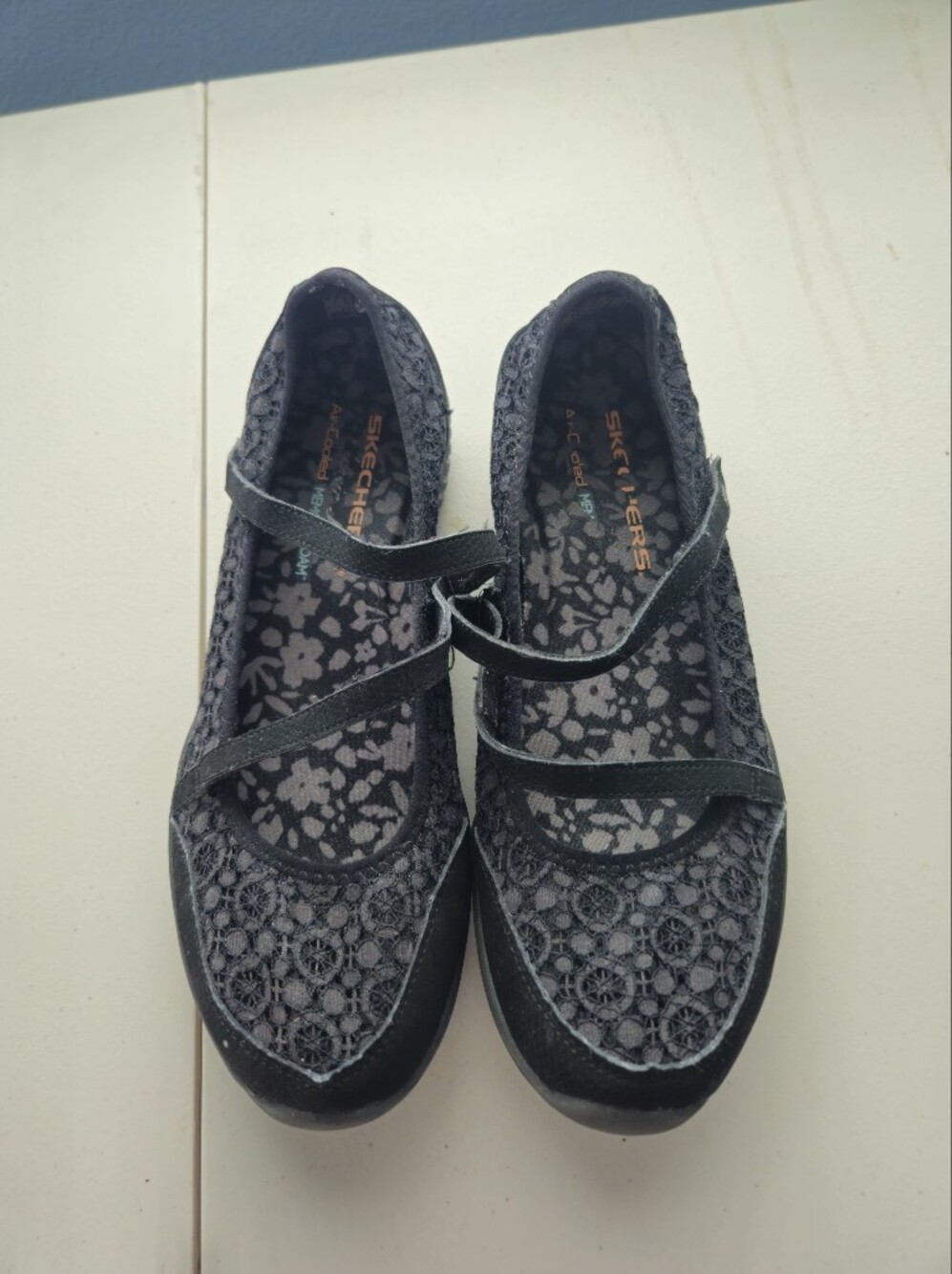 Skechers Women’s Black Floral Lace Mary Jane Flats